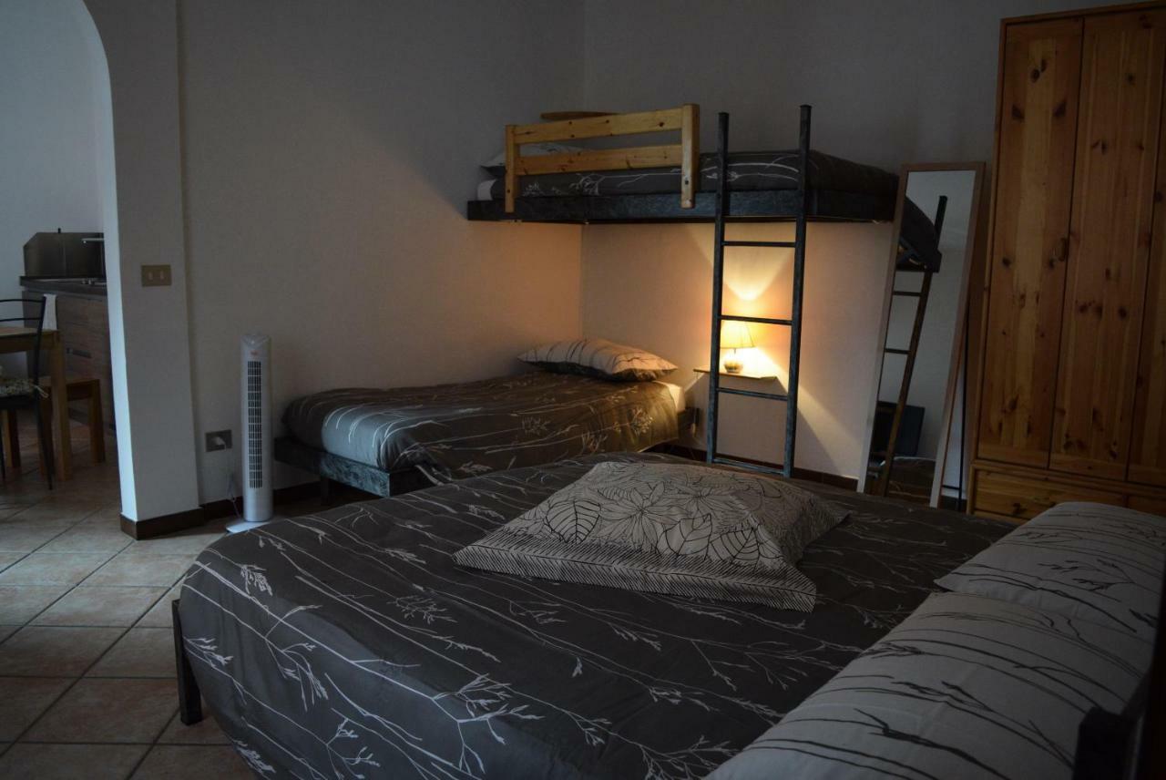 Apartamento Le Quare Gravellona Toce Exterior foto