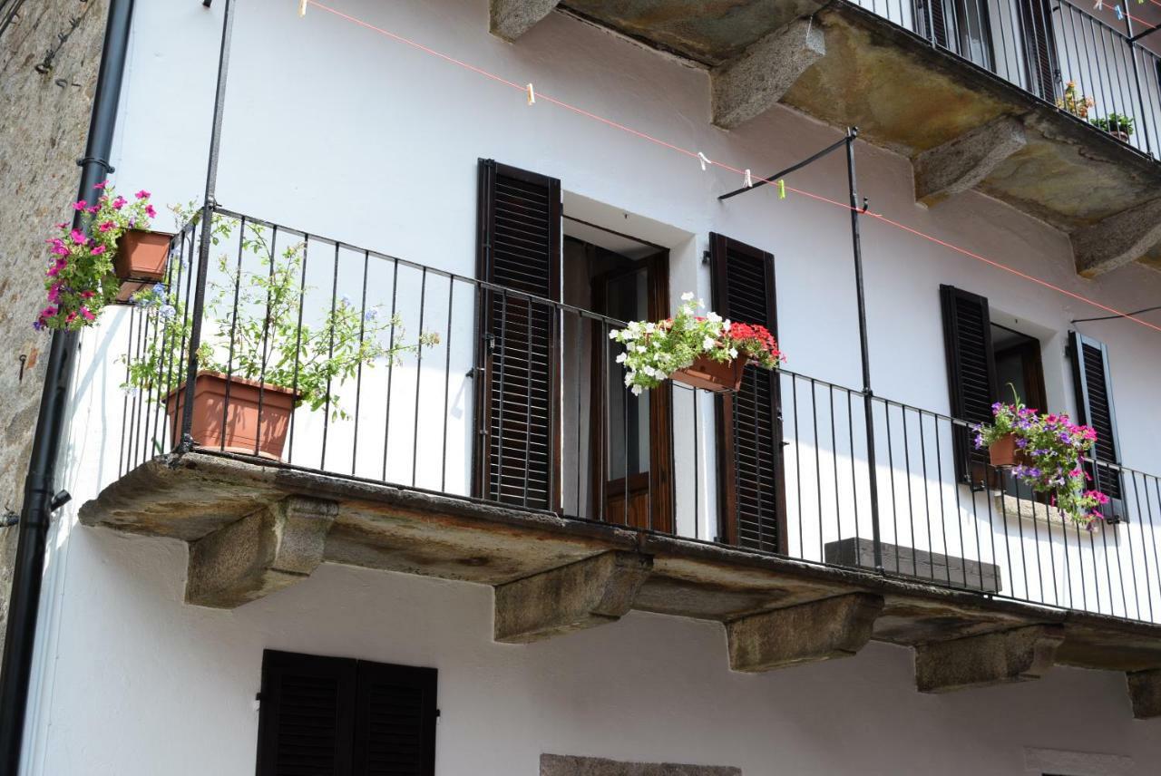 Apartamento Le Quare Gravellona Toce Exterior foto